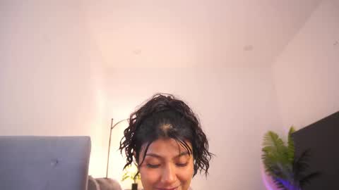 Follow me on instagram and twitter as correaktnees online show from January 10, 8:38 am