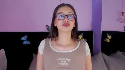 .... Katniss .... online show from February 20, 4:53 am