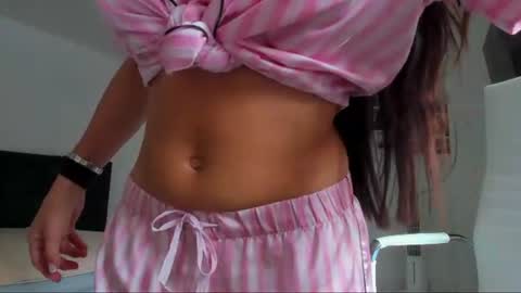 Snapshot of katrin_fit chatting on June 23, 6:00 am Katrin online show from June 23, 6:00 am