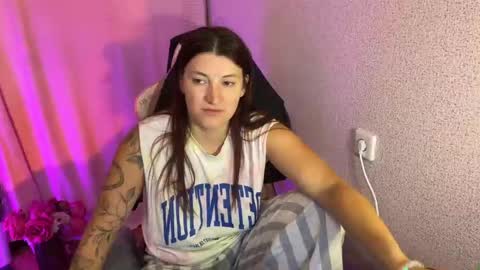   naked in pvt show 100 tk online show from October 19, 12:28 pm