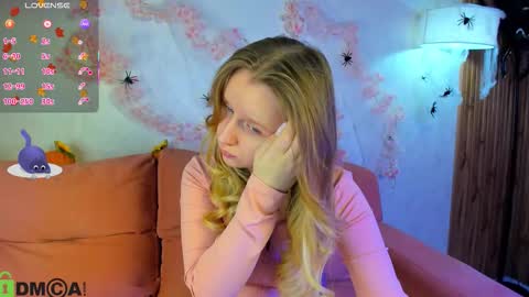 Katrina Bail online show from October 21, 1:17 am