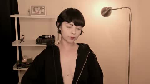 katsuro online show from October 24, 8:49 pm