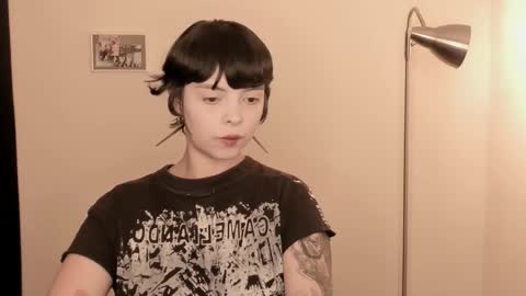 katsuro online show from February 22, 6:06 pm