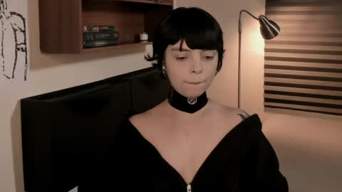 katsuro online show from April 28, 7:08 pm