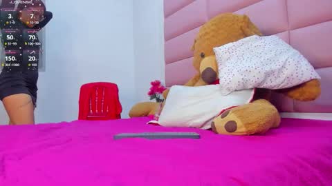 kattaleyaa_ online show from January 13, 12:10 pm