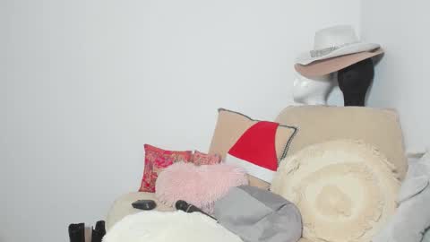 Kattia Fox online show from January 12, 5:40 pm