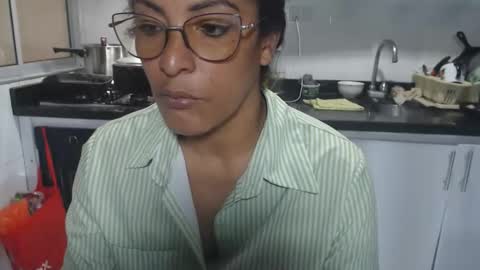 KattleyaGrey online show from November 1, 7:38 pm