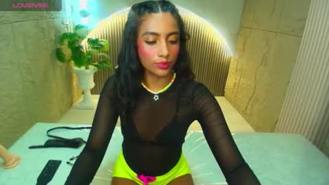 Katty  online show from December 5, 9:00 pm