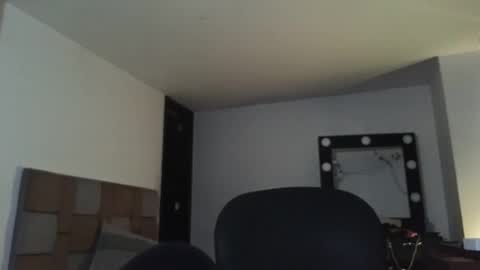 Luu sell online show from December 3, 8:49 am