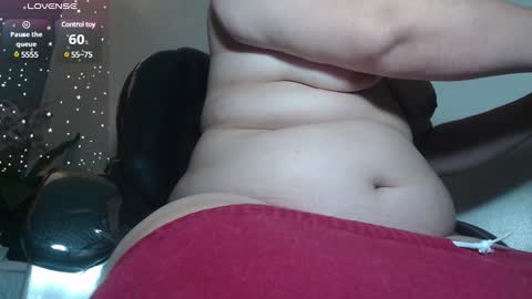 Snapshot of katty_findom_ chatting on January 18, 12:47 pm katty online show from January 18, 12:47 pm
