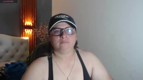 katty online show from April 5, 10:34 am