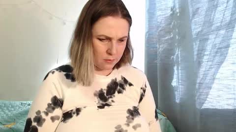 Katty Fox online show from April 8, 8:14 am