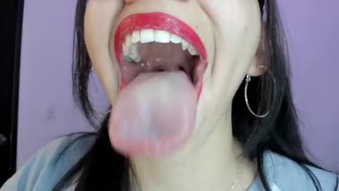 Snapshot of katty_mouth chatting on June 24, 3:11 pm Katty online show from June 24, 3:11 pm