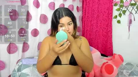 kattybeeckxxx online show from January 24, 11:04 am