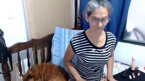 Snapshot of kattydirty144 chatting on October 12, 7:46 pm angel online show from October 12, 7:46 pm