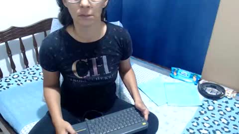 Snapshot of kattydirty144 chatting on April 30, 11:38 am angel online show from April 30, 11:38 am