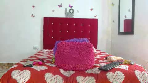 kattysharlotte online show from January 10, 2:30 pm