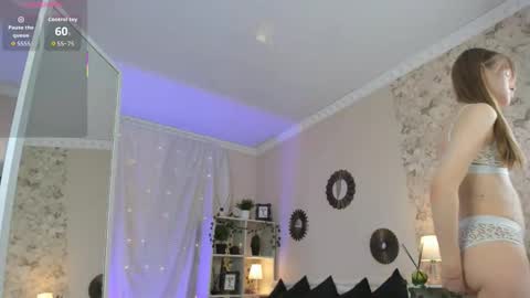 Snapshot of katy_midocalm chatting on February 14, 7:38 am Kate online show from February 14, 7:38 am