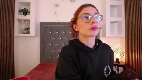 Katy Van online show from February 7, 9:07 pm