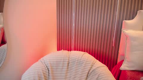 Katy Van online show from March 18, 8:45 pm