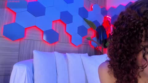    online show from March 13, 7:53 pm