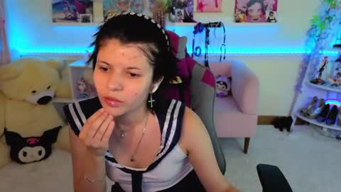 Snapshot of katyazaitseva chatting on June 28, 6:25 pm Katya online show from June 28, 6:25 pm