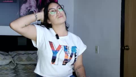 KATY online show from January 6, 1:09 am