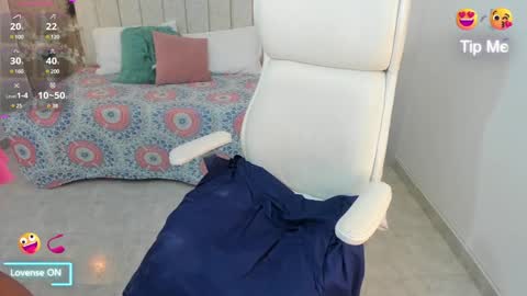 Snapshot of katyjhons chatting on January 15, 1:09 pm KATY online show from January 15, 1:09 pm