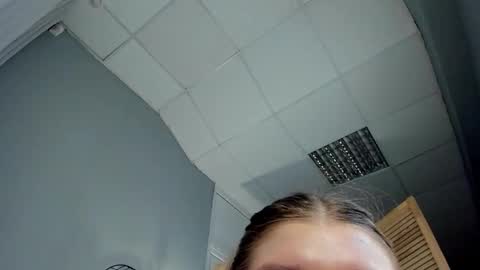 Snapshot of katymeaw chatting on February 3, 6:22 am katymeaw online show from February 3, 6:22 am