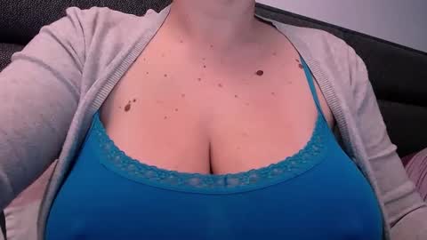 Katy online show from December 14, 6:35 am