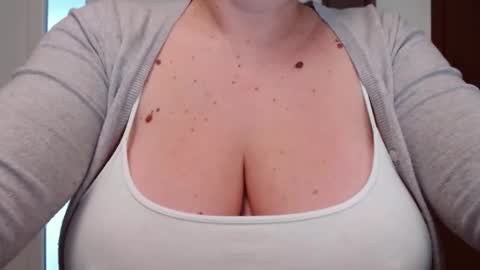 Katy online show from November 9, 6:12 am