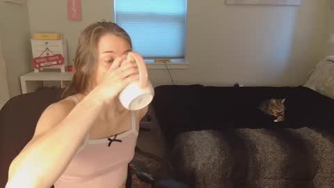 Katy online show from January 7, 4:20 pm