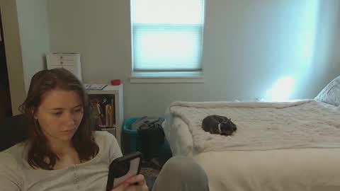 Katy online show from April 15, 4:36 pm