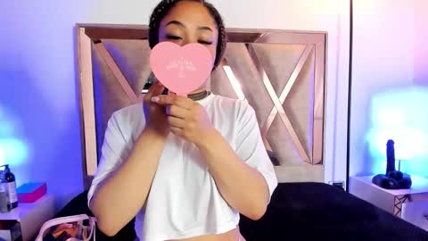 katyortiz online show from November 13, 11:42 am