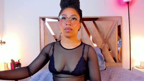 katyortiz online show from April 14, 11:38 am