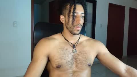 Snapshot of kaurilop chatting on January 3, 11:44 pm Kauri Lop online show from January 3, 11:44 pm