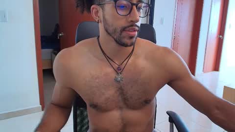 Snapshot of kaurilop chatting on February 27, 5:04 pm Kauri Lop online show from February 27, 5:04 pm