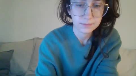 Snapshot of kawaii_snowflake chatting on July 13, 3:42 am kawaii snowflake online show from July 13, 3:42 am