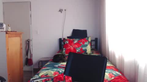  Khawit  online show from January 19, 3:38 pm