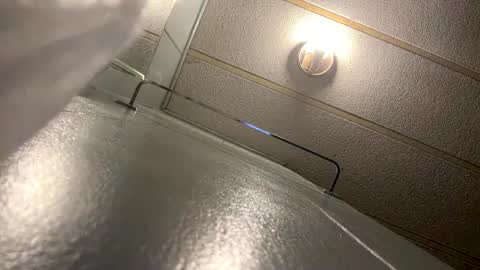 Snapshot of kay_la chatting on September 18, 2:35 am kay_la online show from September 18, 2:35 am