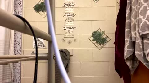 Snapshot of kay_la chatting on March 27, 5:46 am kay_la online show from March 27, 5:46 am