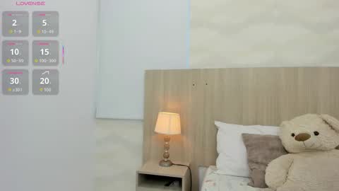   online show from November 30, 11:14 am