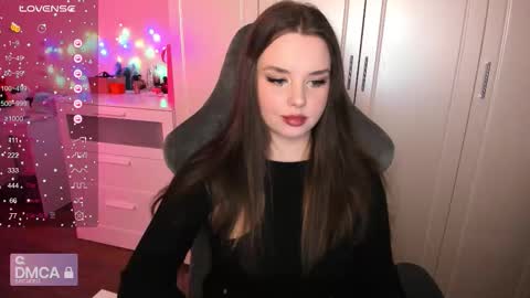 Snapshot of kayacherry chatting on November 9, 9:46 pm Alice online show from November 9, 9:46 pm