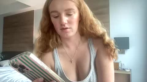 Snapshot of kaybrookee chatting on September 11, 4:01 am Kaybrookee online show from September 11, 4:01 am