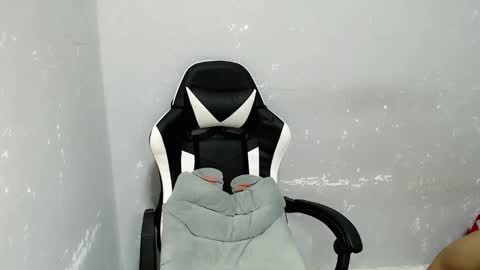 Kaye online show from November 12, 4:13 am