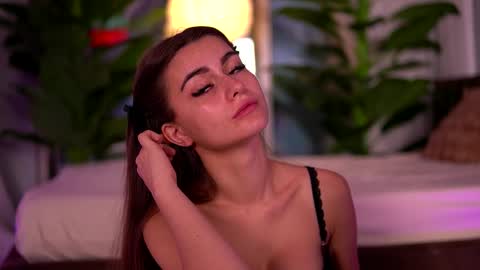 kaylabray online show from October 22, 3:29 am