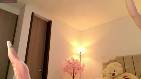 Kayla  online show from September 10, 11:38 pm