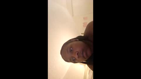 KaylaKonquers online show from April 3, 2:20 am