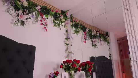 kaylee_lee online show from February 11, 5:01 am