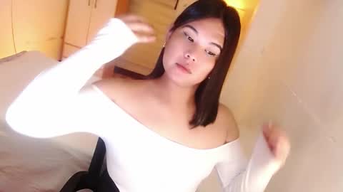 Y O U R        F U T U R E       K A Y L E E  online show from October 1, 6:14 pm